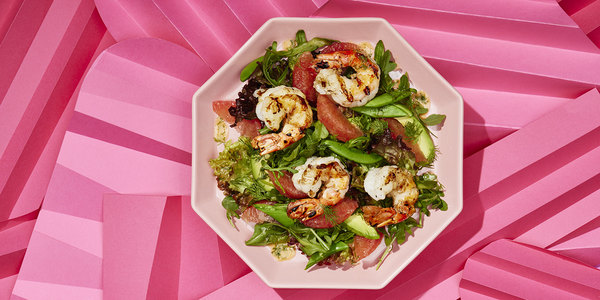 GRILLED SHRIMP SALAD WITH RED GRAPEFRUIT