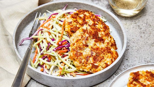 CAULIFLOWER CAKES ON SLAW