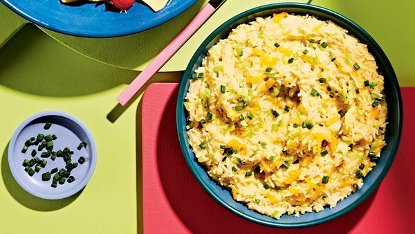 EASY CHEESY BROCCOLI RICE