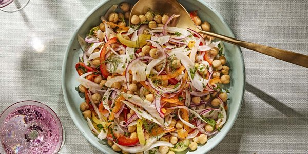 FENNEL, BELL PEPPER AND CHICKPEA SALAD