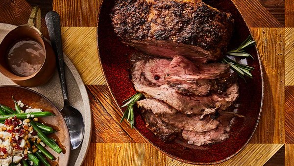 FRENCH ONION PRIME RIB ROAST