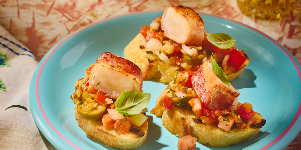 GRILLED SCALLOP AND BRUSCHETTA CROSTINI