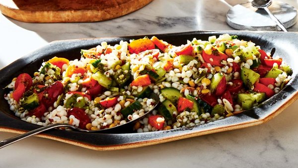 LAYERED JEWEL BLEND VEGGIE SALAD