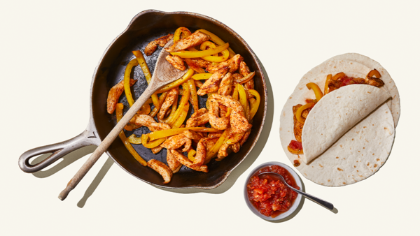 ONE-PAN CHICKEN FAJITAS