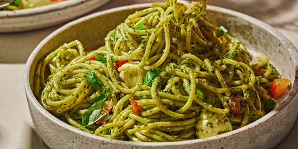PESTO CAPRESE PASTA