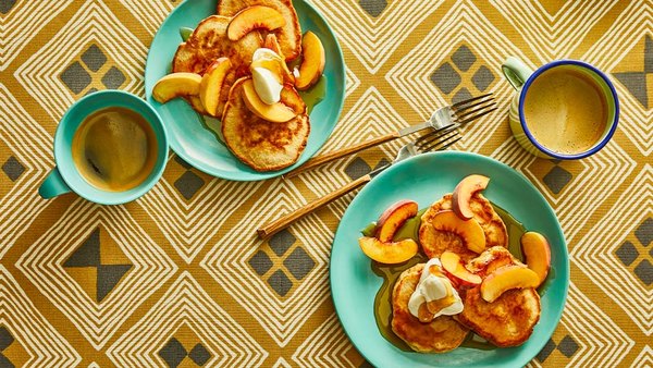 PEACHY KEEN PANCAKES