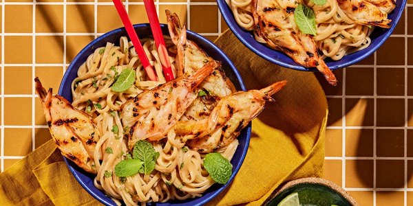 PEANUT RICE NOODLES AND SHRIMP