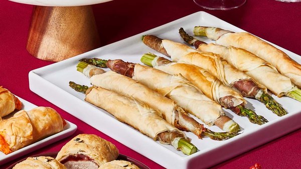 PROSCIUTTO ASPARAGUS WRAPS