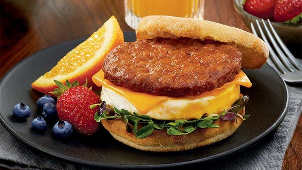 SIMPLE SAUSAGE EGG BREAKFAST SANDWICH