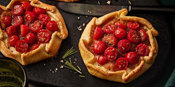 GRAPE TOMATO AND CARAMELIZED ONION GALETTES
