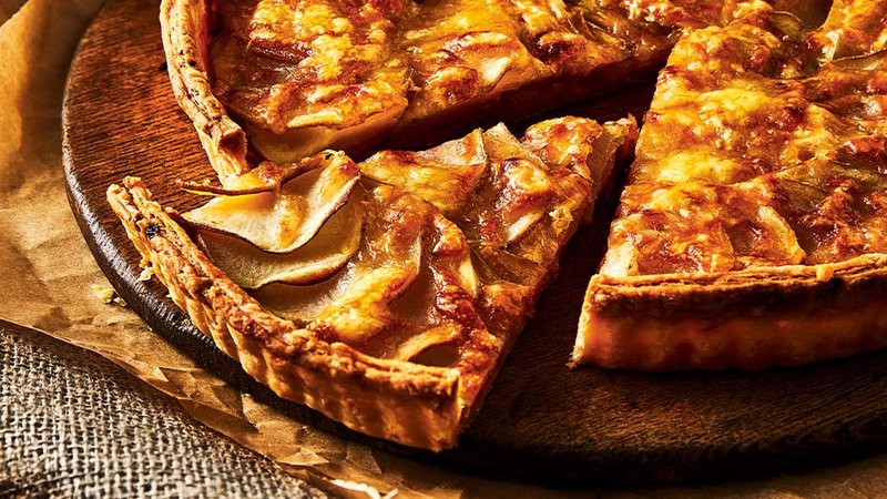 CHILI POTATO TART WITH ROASTED TOMATOES AND POTATOES