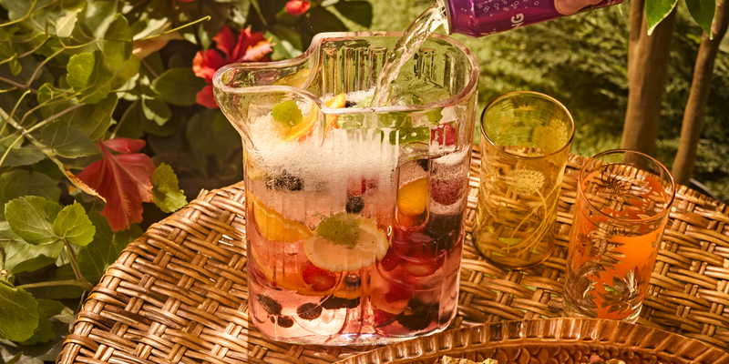 SUMMER BERRY SANGRIA