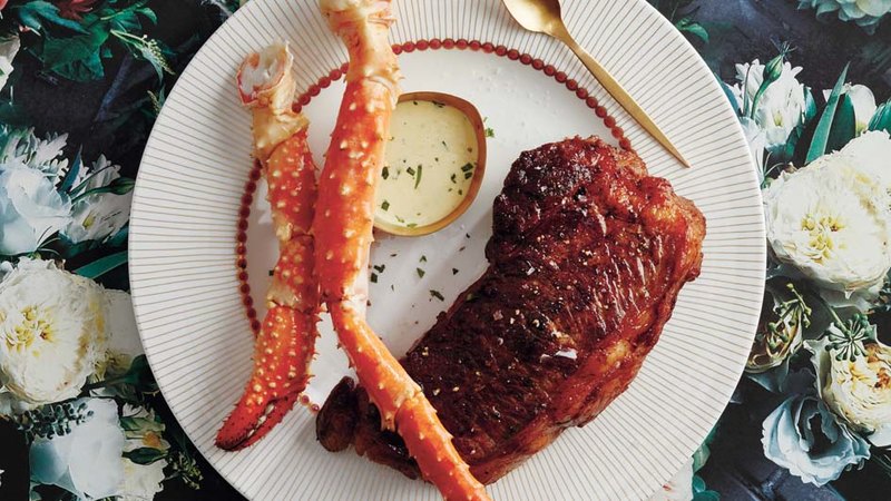 SURF TURF WITH TARRAGON BEARNAISE SAUCE