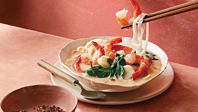 THAI COCONUT SHRIMP NOODLE SOUP